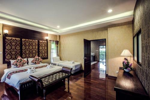 Hostal Bura Phat Resort