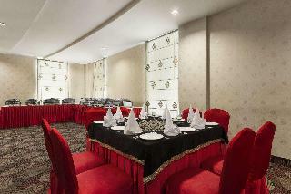 Days Hotel