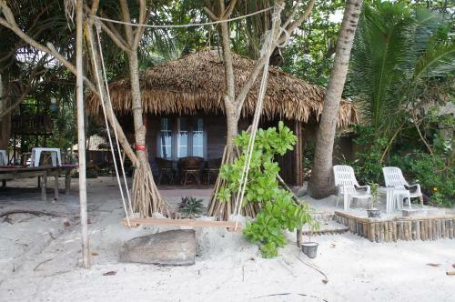 Hotel Lazy Hut