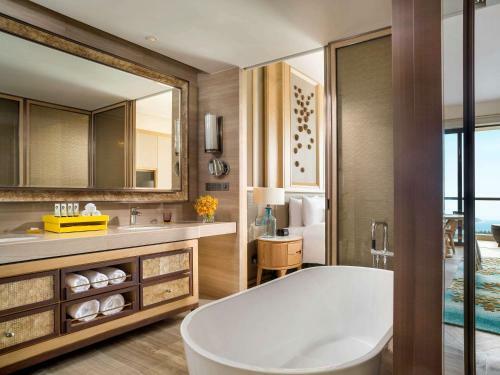 Hotel Sofitel Sanya Leeman Resort