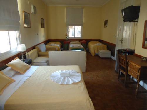 Bed & Breakfast Posada Del Arbol