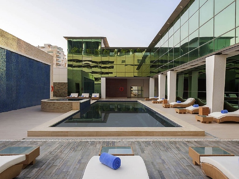 Hotel Sofitel Jeddah Corniche