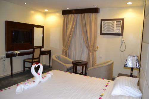 Apartamento Makarm Palm Hotel Suites