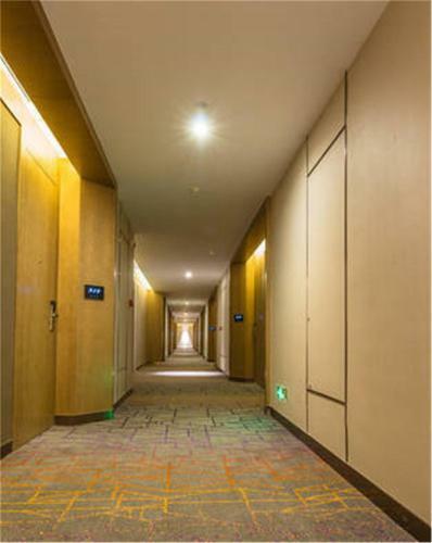 The Summit Hotel
