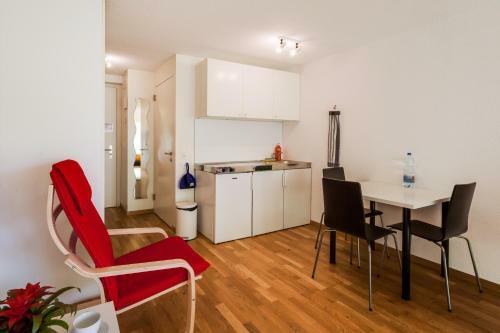 Business Apartments Anstatthotel