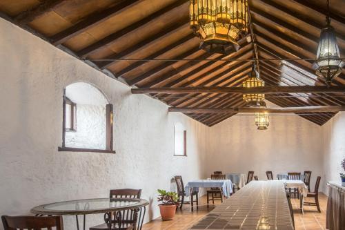 Hostal Casa Rural Arona