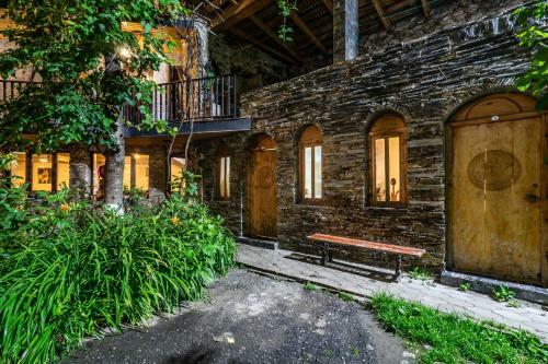 Hostal Guesthouse David Zhorzholiani