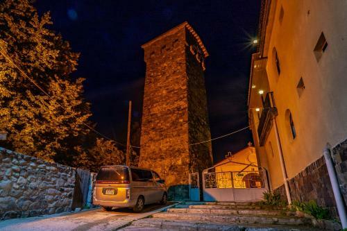 Hostal Guesthouse David Zhorzholiani