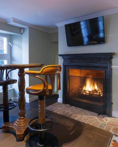 Hotel The Greyhound