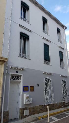 Rue Sebastien Spacious Apartment Close Beach