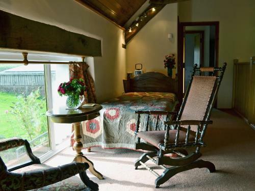 Orchard Barn