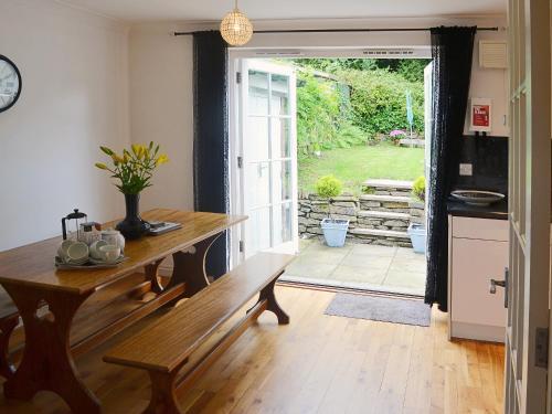 Lily Cottage