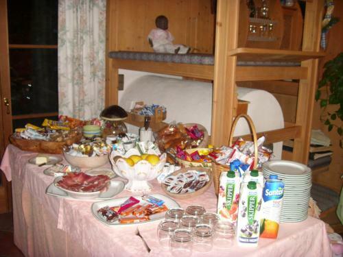 Hotel Albergo Garni' Laura