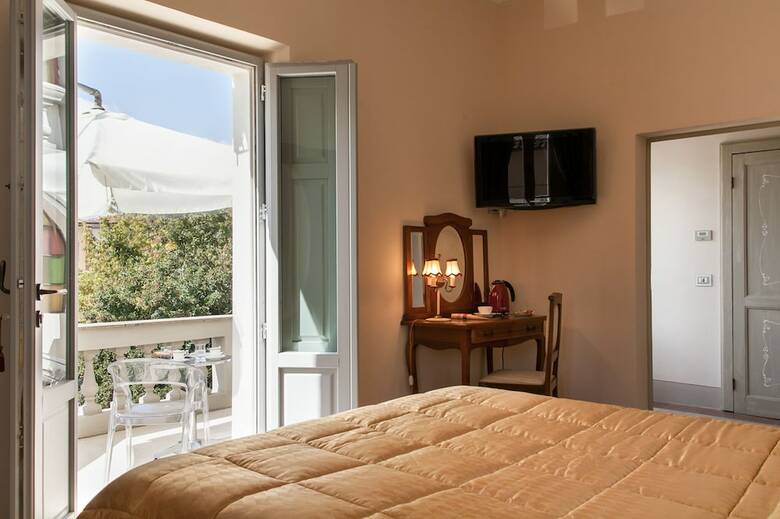 Hostal Villa Garibaldi