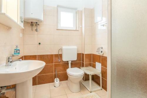Apartment Arbanija 7543b