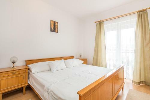 Apartment Arbanija 7543a