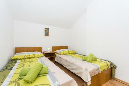 Apartment Slatine 1126b