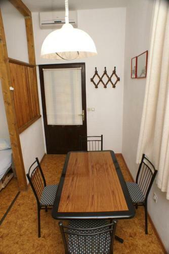 Apartment Slatine 1099a