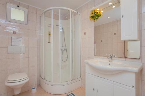 Apartment Uvala Nova 11353a