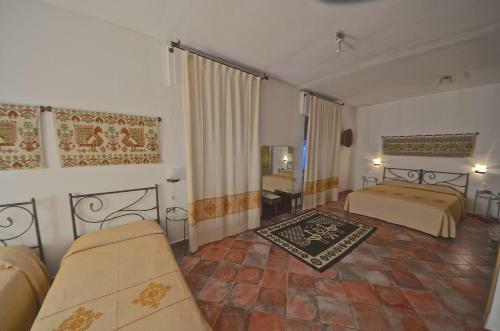Hotel Su Marmuri