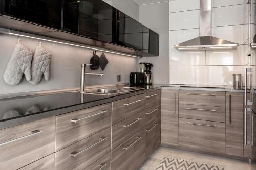 Rg - Elegant 2 Bedroom Apartment In Puerto B
