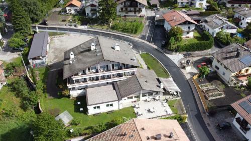 Hostal Pension Lahn