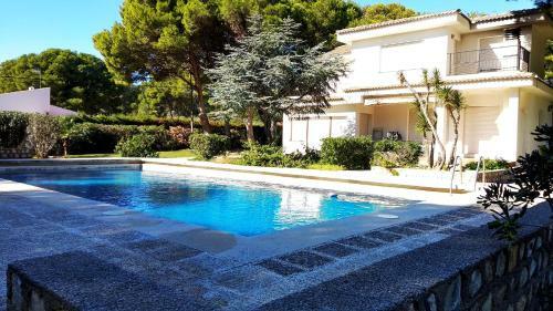 Villa Yate