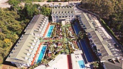 Green Forest Hotel - Adults Only