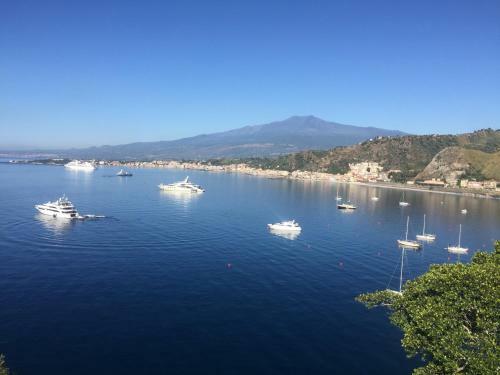 Apartamento Panoramic Taormina Bay View
