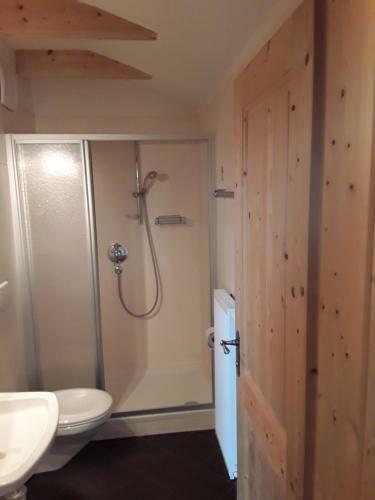 Hostal Pension & Seminarhof An Der March