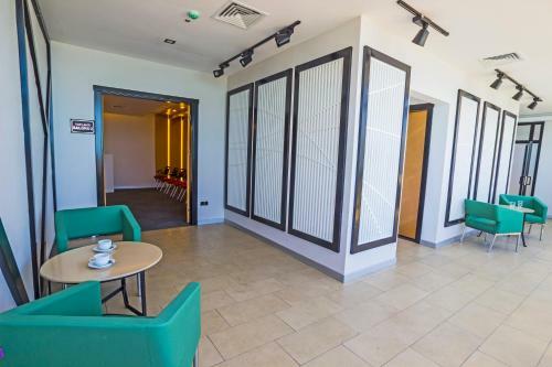 Hotel Alesha Suite