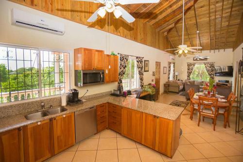 Bed & Breakfast Seaside Inn Roatan