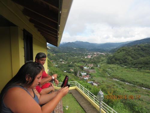 Bed & Breakfast Alto Boquete Hostal