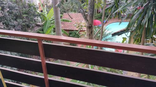 Woodmere Serviced Apartment