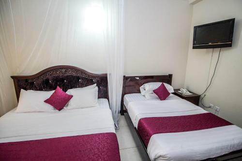 Sir Jose Hotel