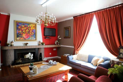 Hostal Lorraines On Lincoln Guest House