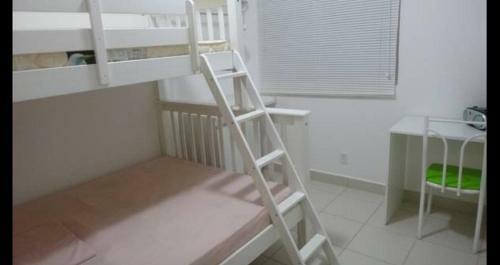 Apartamento Ajuricaba Su�tes 5
