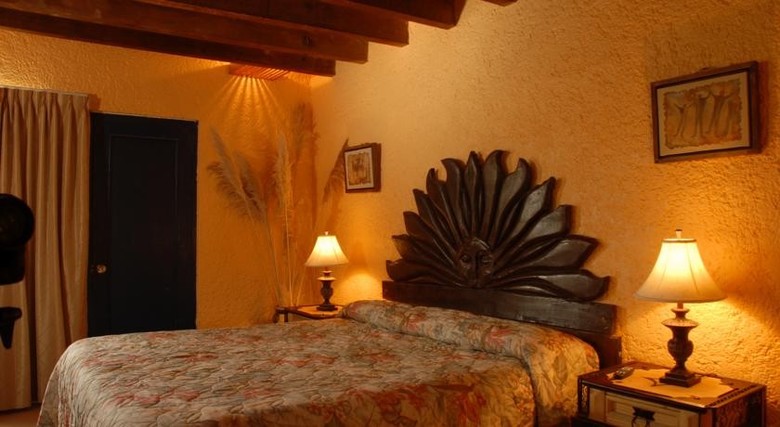 Hotel Las Rocas Resort And Spa