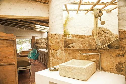 Agroturismo Residencias Art�sticas El Hayuelo