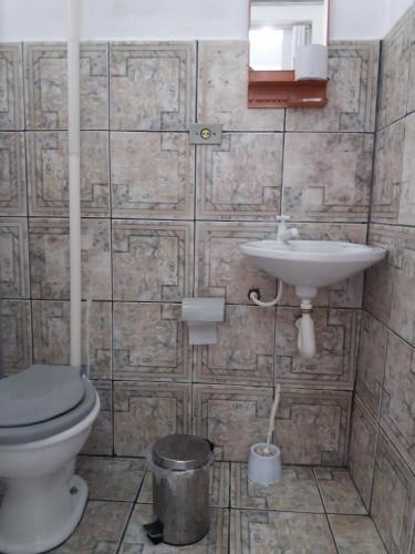 Hostal Pousada Canoas