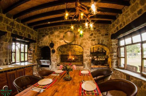 Rancho Luna