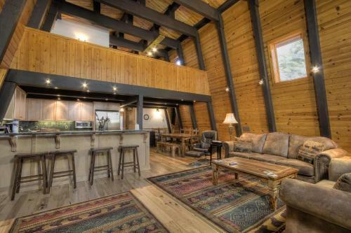 Pezzola Luxury Rental Cabin