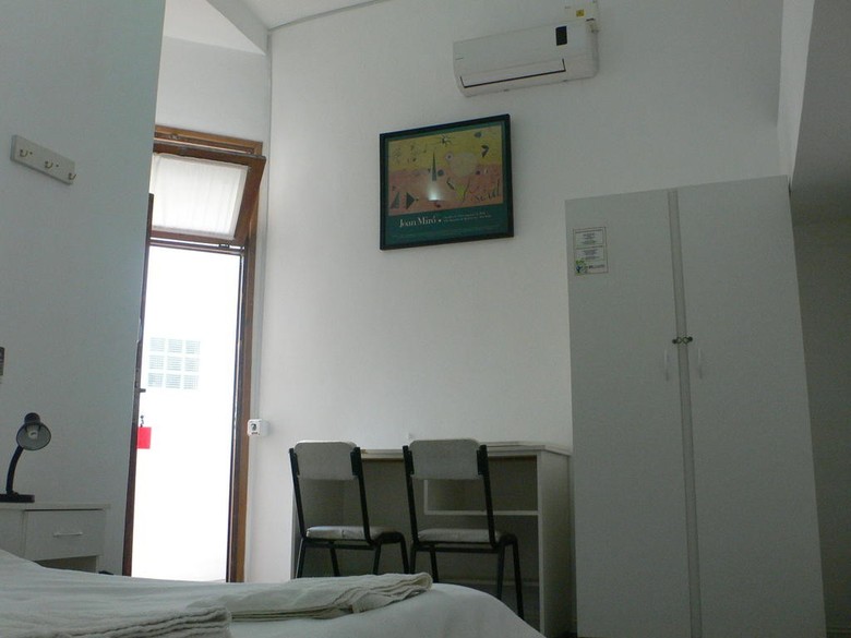 Hostal Ostinatto Hostel