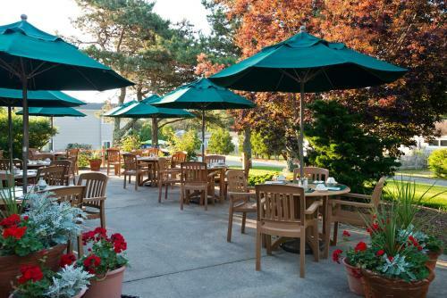 Wellfleet Motel & Lodge