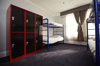 Hostal Home Backpackers