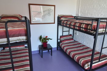 Hostal Hobart's Accommodation & Hostel