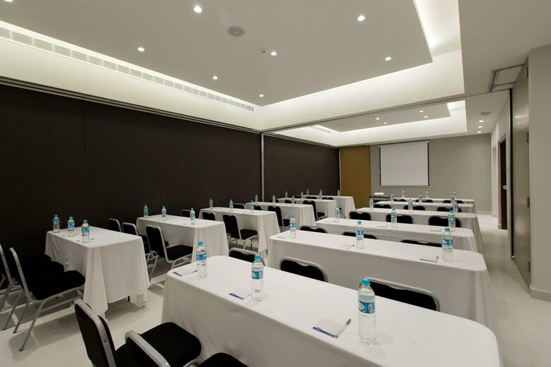 Hotel Hampton Inn & Suites Paraiso