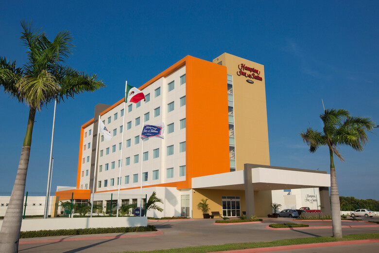 Hotel Hampton Inn & Suites Paraiso