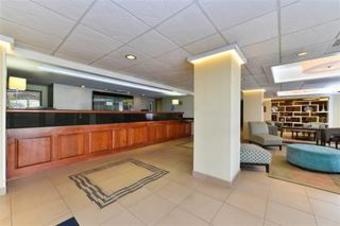 Hotel Best Western Plus West I-64