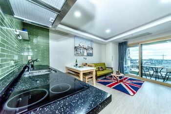Hotel Jeju Blue Whale Resort